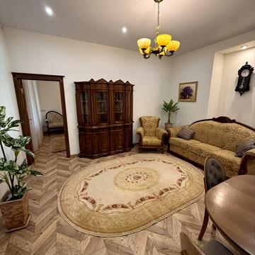 Боричів узвіз, 5