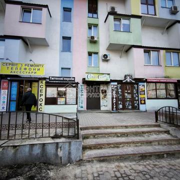 Одеська вул., 106