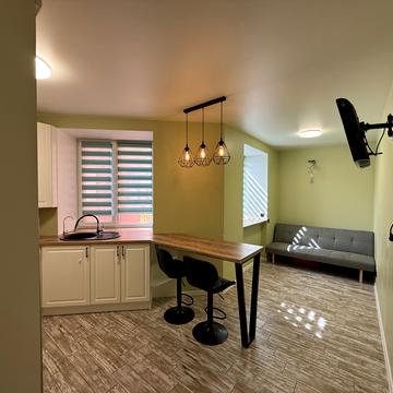 Співдружності вул., 1