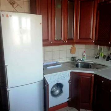 Андрія Малишка вул., 15