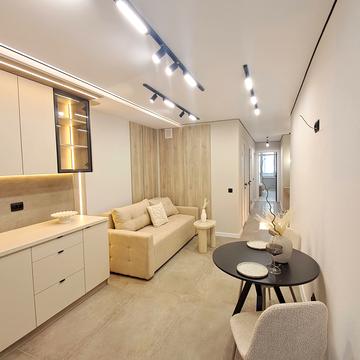 Київська вул., 8-А