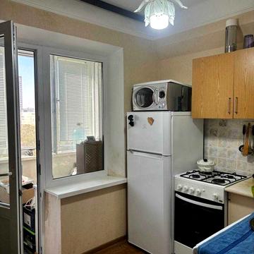 Оболонський просп., 7-Б