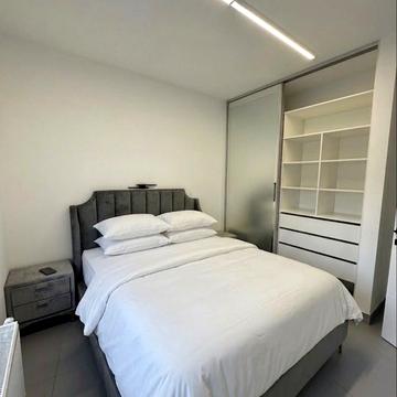 Дніпровська набережна вул., 17-К