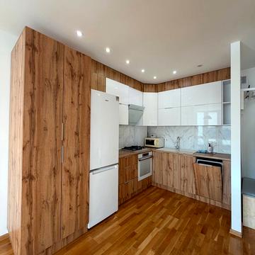 Фріца Гленца вул., 22