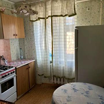 Сегедська вул., 23