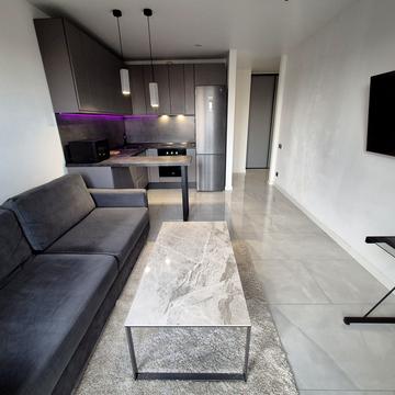 Нижньоключова вул., 14