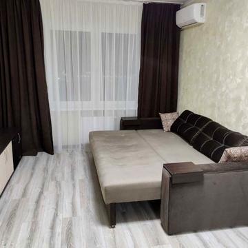 Бориса Гмирі вул., 20