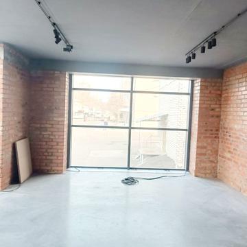 Водопровідна вул., 37