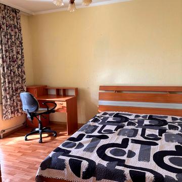 Романа Шухевича просп. (Генерала Ватутіна), 14-А