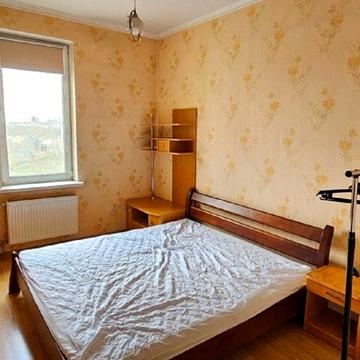 Пішонівська вул., 20/2