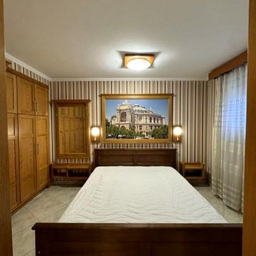 Французький бульв., 16