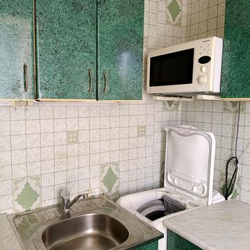 Академіка Заболотного вул., 142