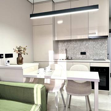 Героїв Небесної Сотні просп., (Будинок 20/10)