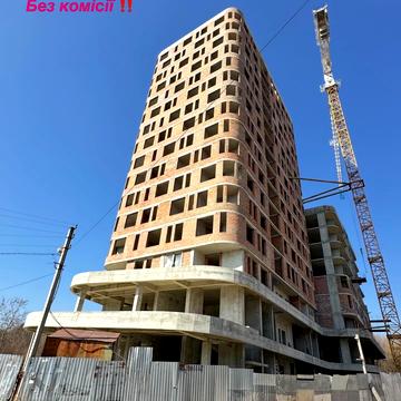 Івана Миколайчука вул., 38