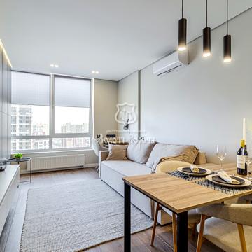 Родини Крістерів вул., 14-Б