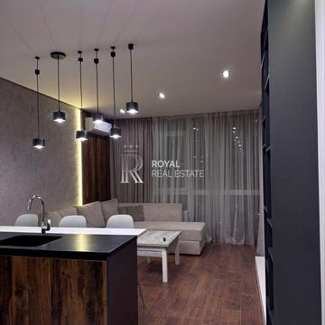 Предславинська вул., 40