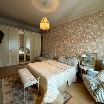 Ярославів Вал вул., 21-Є