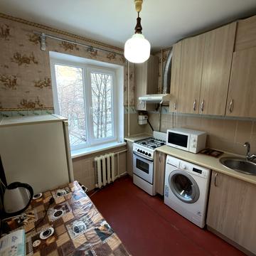 Якуба Коласа вул., 21