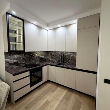 Братів Шеметів вул., 8