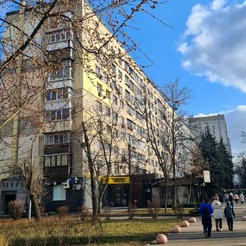 Русанівська набережна вул., 10