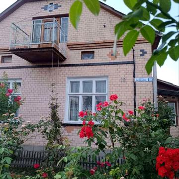 Івана Франка, 10