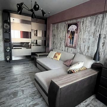 Незалежності бульв. (50 років Жовтня), 14/1