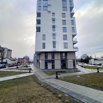 Зелена вул., 1