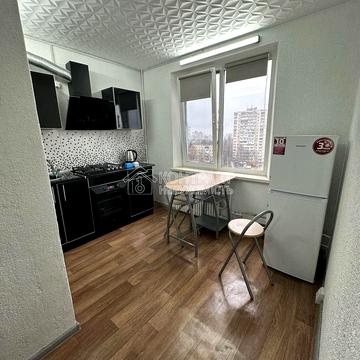 Гвардійців-Широнінців вул., 61а