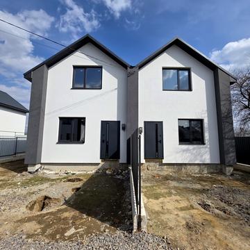 Мирна вул. (Інтернаціональна), 8а