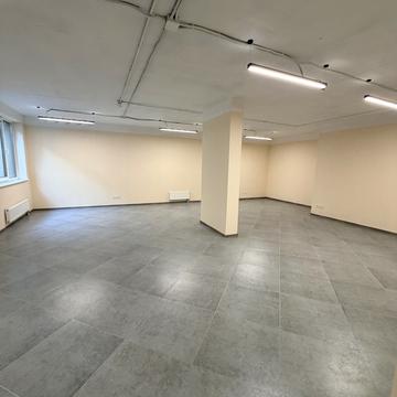 Соборна вул., 25