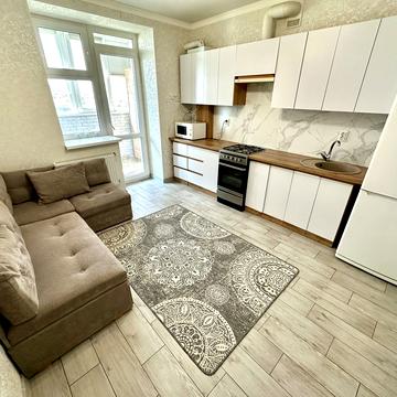 Миколаївська вул., 14