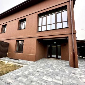 Лесі Українки вул.