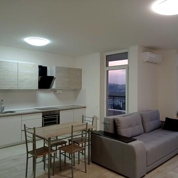 Ованеса Туманяна вул., 3