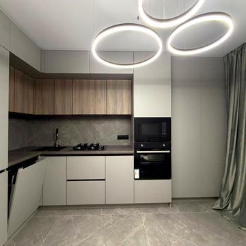 Юліана Пелеша вул., 3