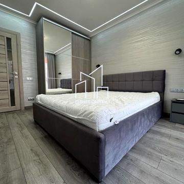 Стрийська вул., (Будинок 3)