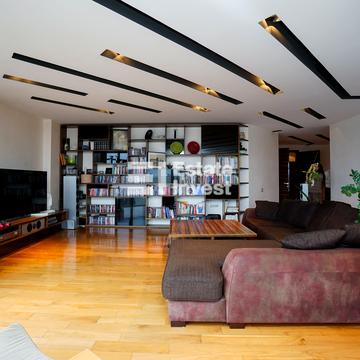 Антоновича вул. (Горького), 43