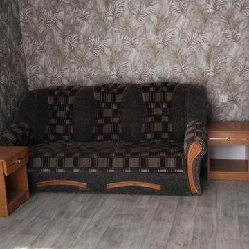 Академіка Доброхотова вул., 14