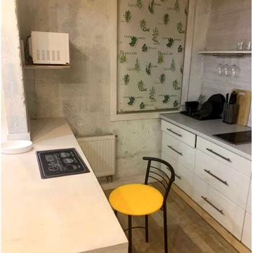 Михайла Котельникова вул., 54