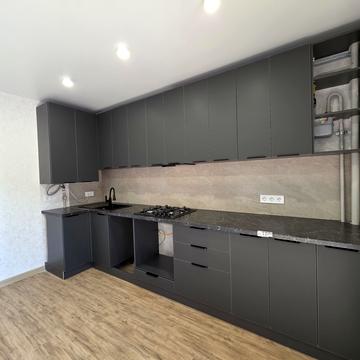 Пляжна вул., (Будинок 2)