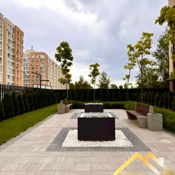 Поліська вул., 2-Б