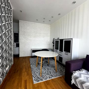 Жилянська вул., 118