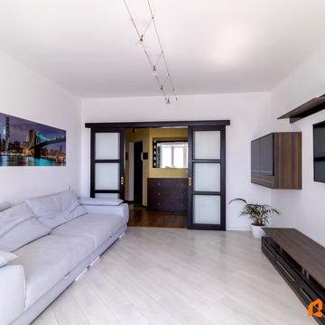 Науки просп., 80-А/73