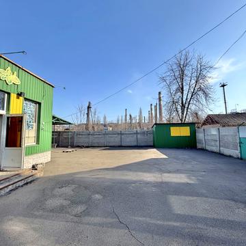 Ферганська вул., 25