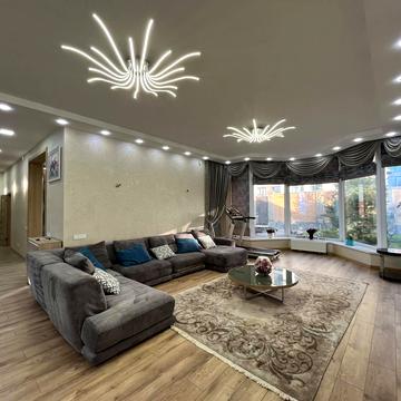 Промислова вул., 4