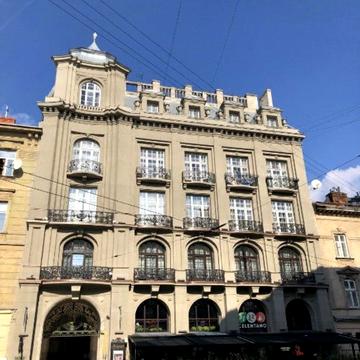 Модеста Менцинського вул., 1