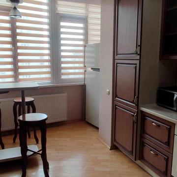 Залізнична вул., 7П