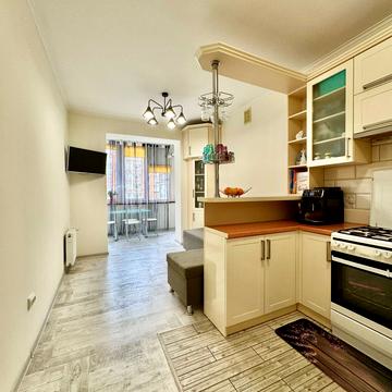 Івана Пулюя вул., 40, к. 8