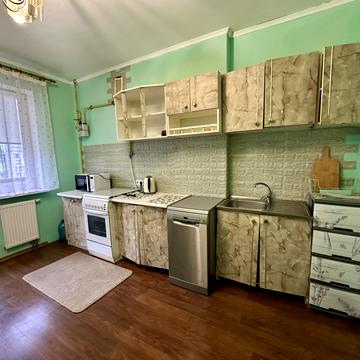 Пасічна вул., 171