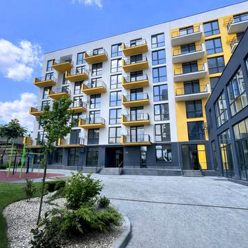 Володимира Навроцького вул., 37