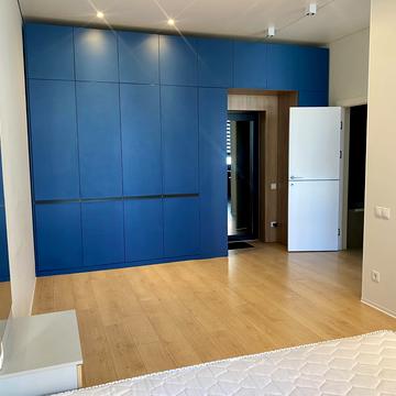 Миколи Гулака вул., 4